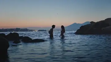 Backdrop to the movie "Parthenope" #599022