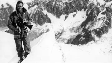 Backdrop to the movie "Les Conquérants de l