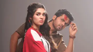 Backdrop to the movie "Vaa Vaathiyaar" #535376