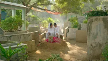 Backdrop to the movie "The Queen of My Dreams" #1086355