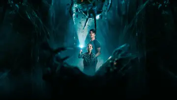 Backdrop to the movie "The Beehive" #1059864