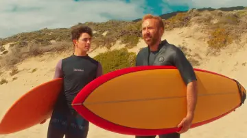 Backdrop to the movie "The Surfer" #586276