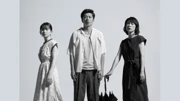 Backdrop to the movie "On Summer Sand" #1569583