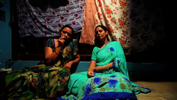 Backdrop to the movie "Maalai Nera Malipoo" #878371