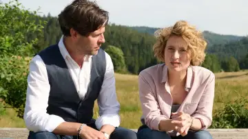 Backdrop to the movie "Ein Sommer im Schwarzwald" #790691