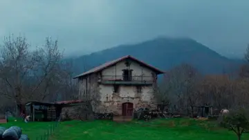 Backdrop to the movie "Negu hurbilak" #758222