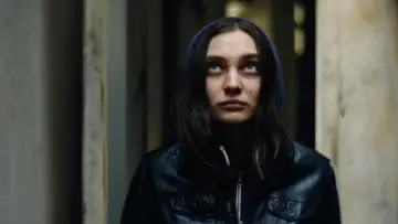 Backdrop to the movie "Oxana" #810939