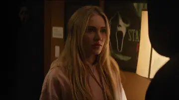 Backdrop to the movie "Scream 7" #746051