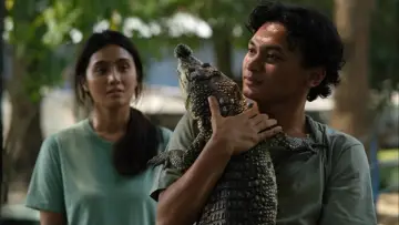 Backdrop to the movie "Crocodile Tears" #535432