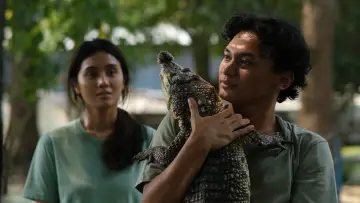 Backdrop to the movie "Crocodile Tears" #535433