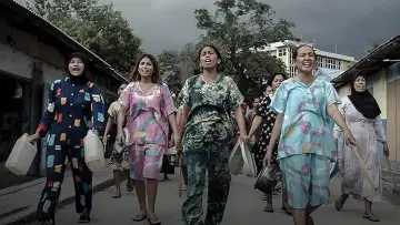 Backdrop to the movie "Women from Rote Island" #1053878