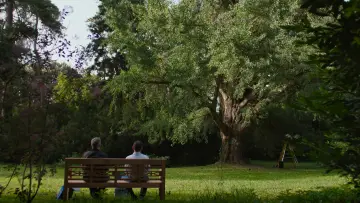 Backdrop to the movie "Silent Friend" #796362