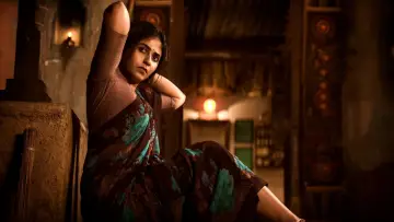 Backdrop to the movie "Gangs of Godavari" #487685