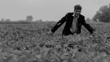 Backdrop to the movie "Vampire Zombies...from Space!" #539273