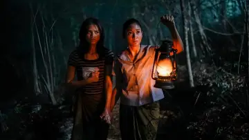 Backdrop to the movie "Dancing Village: The Curse Begins" #465214