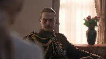 Backdrop to the movie "Atatürk 1881 - 1919" #1082781