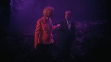 Backdrop to the movie "Rumours" #662783