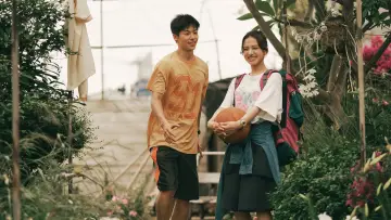 Backdrop to the movie "18x2 Beyond Youthful Days" #678542