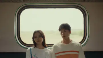 Backdrop to the movie "18x2 Beyond Youthful Days" #678600