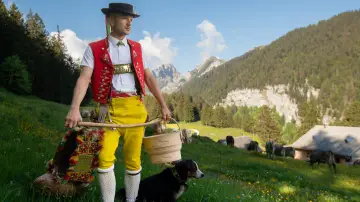 Backdrop to the movie "Beyond Tradition – The Power of Yodelling and Yoiking" #401902