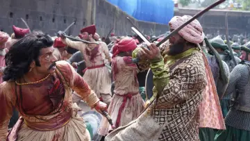 Backdrop to the movie "Chhaava" #641625
