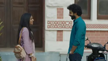Backdrop to the movie "Ithiri Neram" #693232