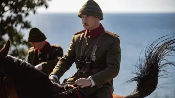 Backdrop to the movie "Atatürk II 1881 – 1919" #788338
