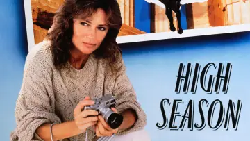Backdrop to the movie "High Season" #1130008