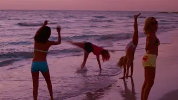 Backdrop to the movie "Spring Breakers" #868331