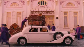 Backdrop to the movie "The Grand Budapest Hotel" #651474