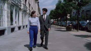 Backdrop to the movie "Portrait of a Young Girl at the End of the 