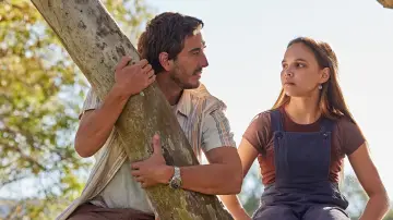Backdrop to the movie "Kangaroo" #534582