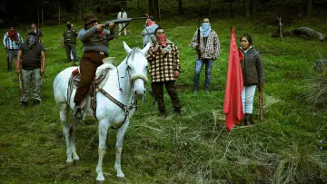 Backdrop to the movie "A History of Love and War" #758264
