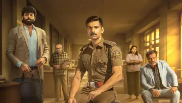 Backdrop to the movie "Golam" #686218