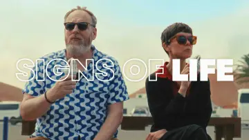 Backdrop to the movie "Signs of Life" #1139860