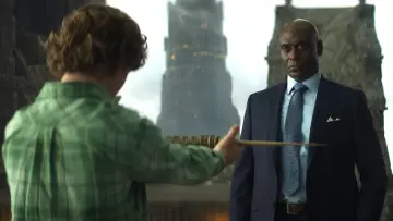 Backdrop to the movie "A Hero