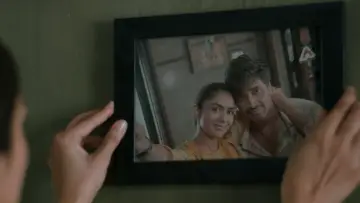 Backdrop to the movie "Dacoit" #829714