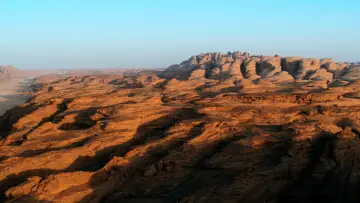 Backdrop to the movie "Horizon" #793428