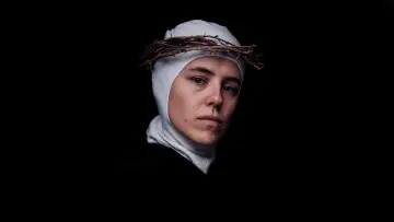 Backdrop to the movie "Holy Mother" #1040382