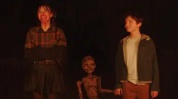 Backdrop to the movie "Pinocchio: Unstrung" #834203