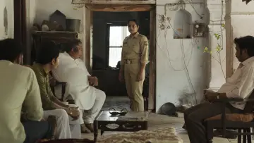 Backdrop to the movie "Santosh" #834794