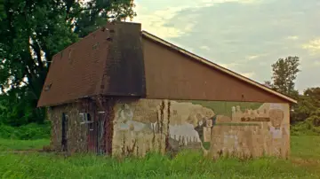 Backdrop to the movie "On the Battlefield" #757129