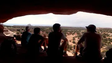 Backdrop to the movie "5x5: A Hiking Film" #198880