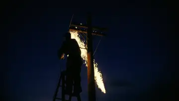 Backdrop to the movie "Sinners" #512352