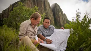 Backdrop to the movie "Phantoms of the Sierra Madre" #1015591