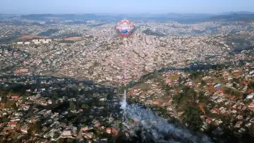 Backdrop to the movie "Balomania" #1015521