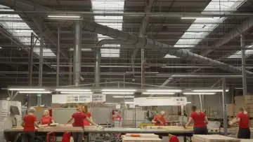 Backdrop to the movie "How Ikea Plunders the Planet" #1011313