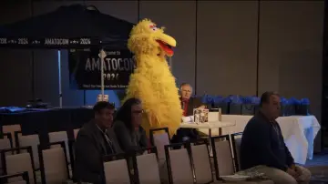 Backdrop to the movie "The 11th Annual On Cinema Oscar Special LIVE from AmatoCon" #1015350