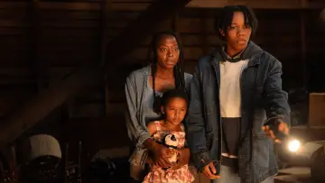 Backdrop to the movie "The Woman in the Yard" #612750