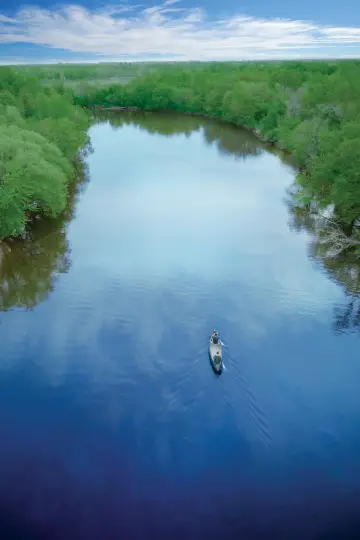 Poster to the movie "Bad River" #1074090